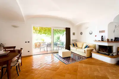 Image de Belle maison de vacances avec climatisation, Wifi, piscine privée, Tv, patio et vue panoramique