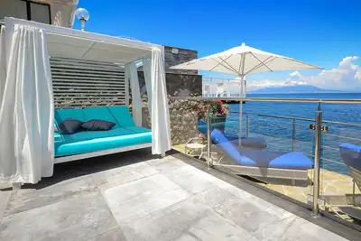 Image de Belle maison de vacances avec bain à remous, Wifi, climatisation, Tv, patio et vue panoramique