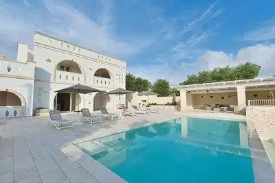 Image de Belle maison de vacances privée avec Wifi, piscine, climatisation, Tv, patio et vue panoramique