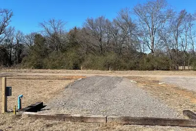 Image de Quiet Country Rv sites outside of Van, full hookups, close to Canton/Lindale