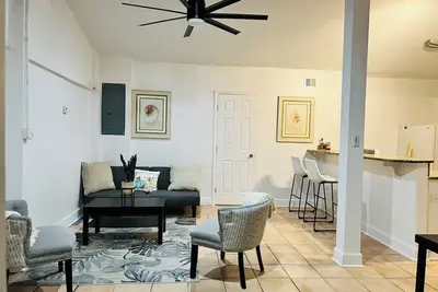 Image de Lovely 1-bedroom apartment near Memorial Hospital in Tallahassee