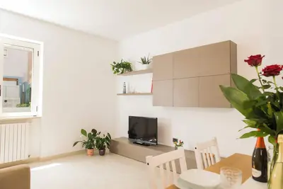 Image de Sun House. Your home within walking distance of the sea.