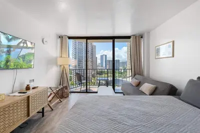 Image de Waikiki Studio l Free Parking + Ocean View Lanai