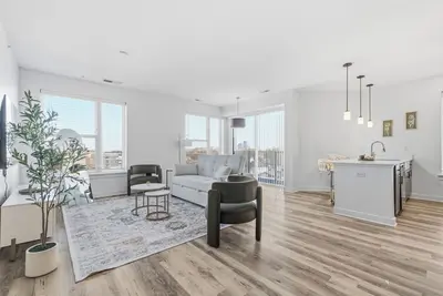Image de Fountain Square 2br Apt  8 mins to Lucas Oil/Ims