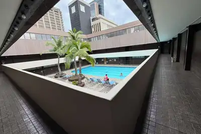 Image de PenthouseCloseTo Hpu&CruiseHugeTerrace withParkingOne and half Bath up  16person