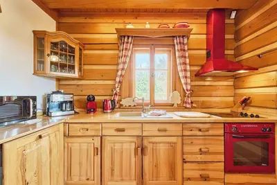 Image de Magnifique maison de vacances privée avec Wifi, bain à remous, Tv, terrasse et animaux admis