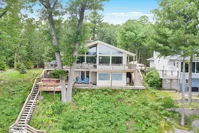 Image de Pentwater Oasis, 4-bedroom house on Pentwater Lake, private docks available