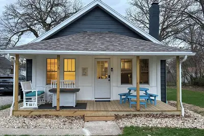Image de Lake Erie Shores and Islands Fun - Short Drive to Cedar Point Bliss
