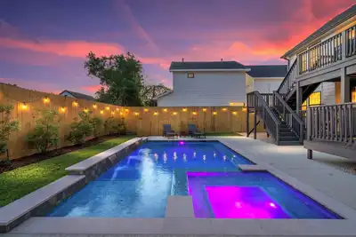 Image de Resort-Style • 3-Bedroom Ensuite • Pool/Spa • Accessible