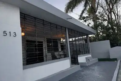 Image de Spacious 5-bedroom house with Ac in lovely Carolina