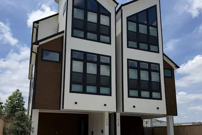 Image de Sleeps 36 • 14br/14ba • 2 Homes • Houston Fifa Wc