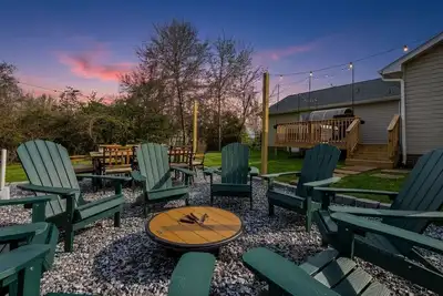 Image de The Vega Haven Retreat w/ Hot Tub, Sauna + Game Room - Sleeps 12