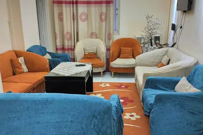 Image de Perfect 4-bedroom apartment with Ac in nice Cairo Governorate
