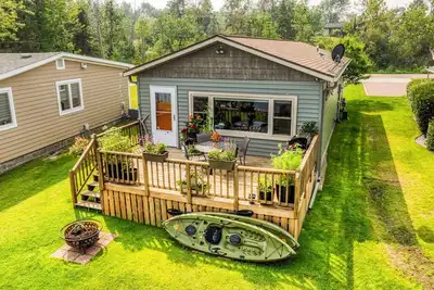 Image de Cozy 2-bedroom cottage on Lake Bemidji with Ac