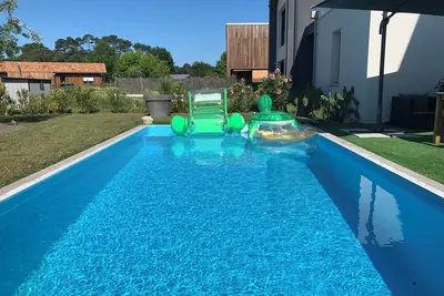 Image de Maison au calme avec piscine chauffée