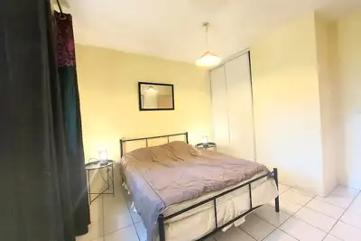 Image de 50m2 ok chéques vacances animaux 2km mer en campagne jardin parking 2ch wifi 6ps