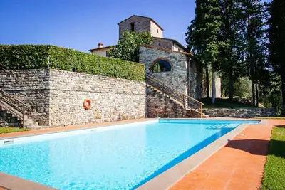 Image de Appartement spacieux avec piscine dans le Chianti