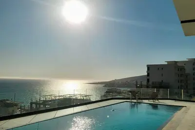 Image de Sea Breeze - Panoramic View & Pool
