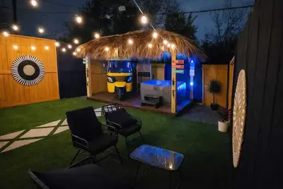 Image de Downtown Tuk Tuk Social House with Photo booths, Hot Tub, Sauna and a Gym