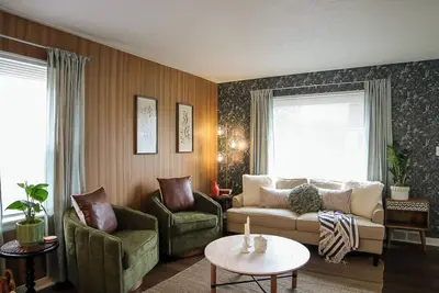 Image de Charming Urban Cottage