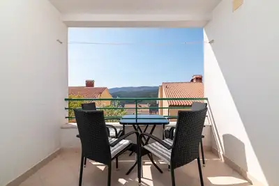 Image de Appartement de deux chambres avec la terrasse Rabac, Labin (A-6464-d)