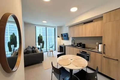 Image de Downtown Miami Modern Condo with Den - Near Bayfront
