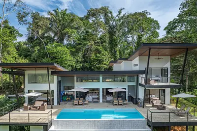 Image de Stunning 4-bedroom villa with infinity pool, 15 min. from Dominical