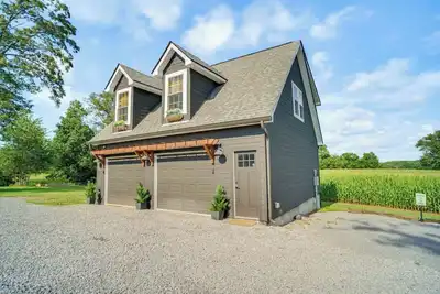 Image de Farm Loft w/Patio, Outdoor Kitchen, Fire Pit, Orchards & Disc Golf on-site