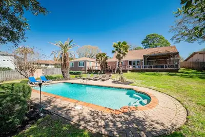 Image de Bayfront Luxury Oasis w Pool, Fishing - Nasa Kemah