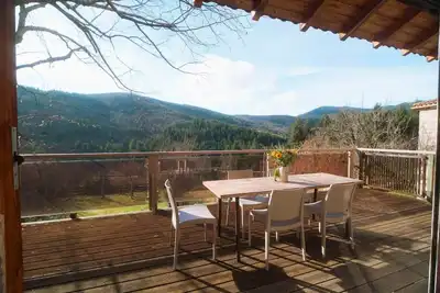 Image de Charmant gîte de 200m2, piscine & forêt