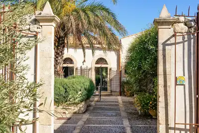 Image de Luxury Villa with service