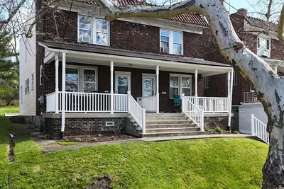 Image de Squirrel Hill Haven Urban Getaway!