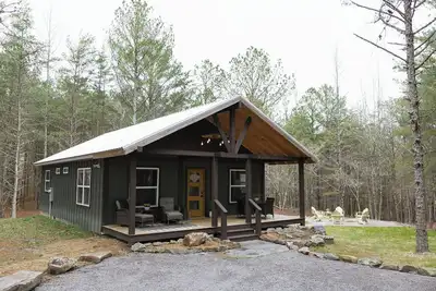 Image de Modern cabin in the woods in Mentone, Alabama