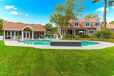 Image de Sagamore Sanctuary! ~ Pool & Hot Tub ~ Private Oasis ~ Close to Beaches