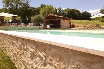 Image de Maison de campagne – Piscine & confort climatisé 2 semaines