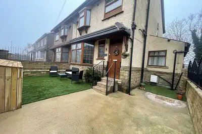 Image de House Sleeps 9 with Garden and Parking