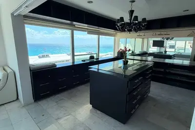 Image de Luxury beachfront ph