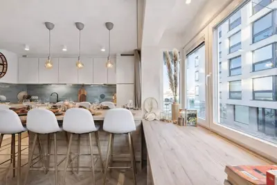 Image de Albane | Pet-Friendly Stylish Coastal Apartment in Ostend | Sleeps 8