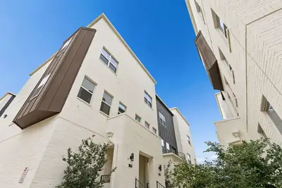 Image de Gated Condo - Walk to At&T Stadium - Arlington Entertainment District - Sleeps 6