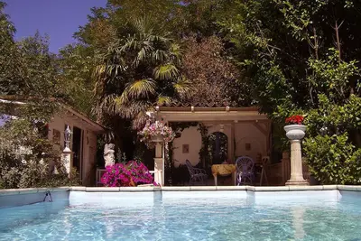 Image de Quaint 8-bedroom house in Villepinte perfect for group stays