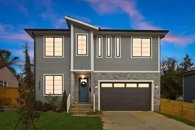 Image de New Build | Chef's Kitchen | Fireplace | 4br