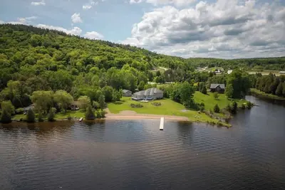 Image de Barrett Chute Lakehouse