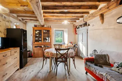 Image de Maison de vacances « Maison Du Pâtre » avec vue sur la montagne, terrasse privée et Wi-Fi