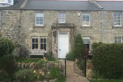 Image de Lovely village house in Gullane! 5 mins walk to beach or golf course!