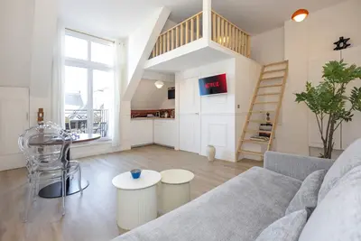 Image de Lv 1 Au coeur de L'Avenue des Champs-Elysées