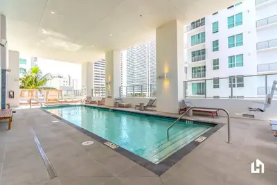 Image de Downtown Miami Getaway, Skyline Balcony, Pool Access