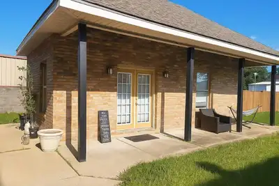Image de Pet-friendly 2-bedroom retreat with Ac, Theather & Pond Views in Carencro, La