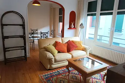 Bright 3br Apartment in Pau Hyper-Centre