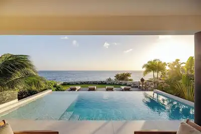 Image de Luxury seaside villa by Caya