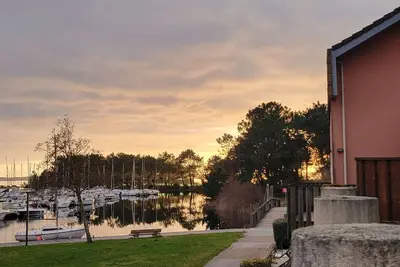 Image de 247 - Votre séjour face au port d’Hourtin – Vue superbe et cadre paisible